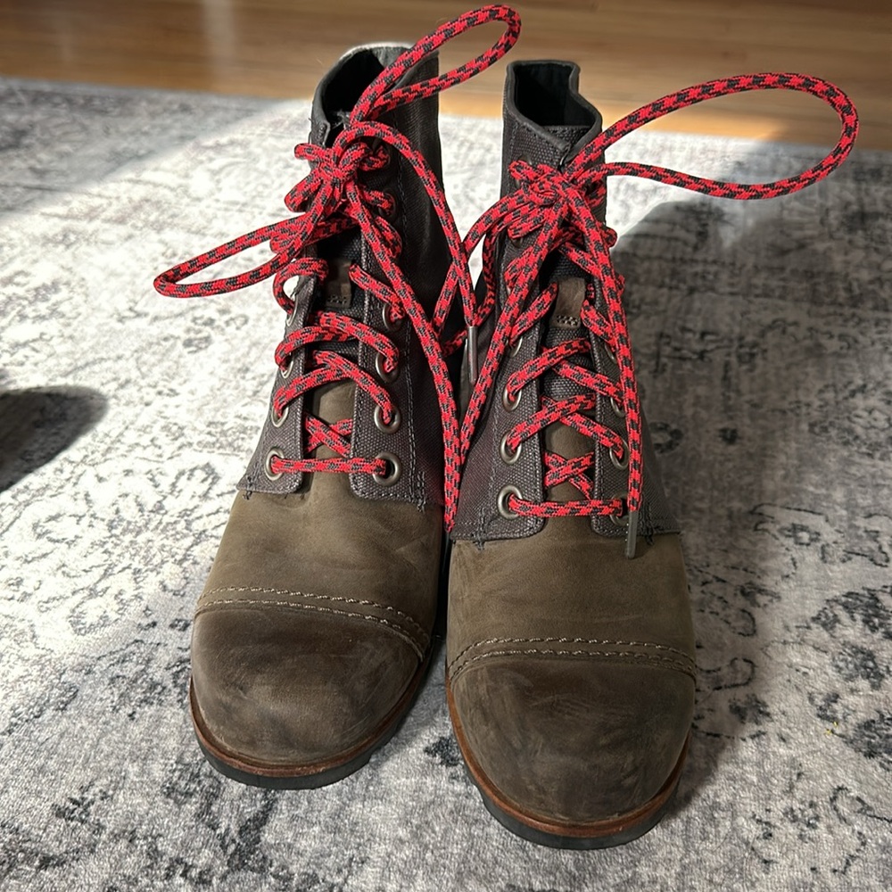 Sorel wedge booties - Picture 2 of 3